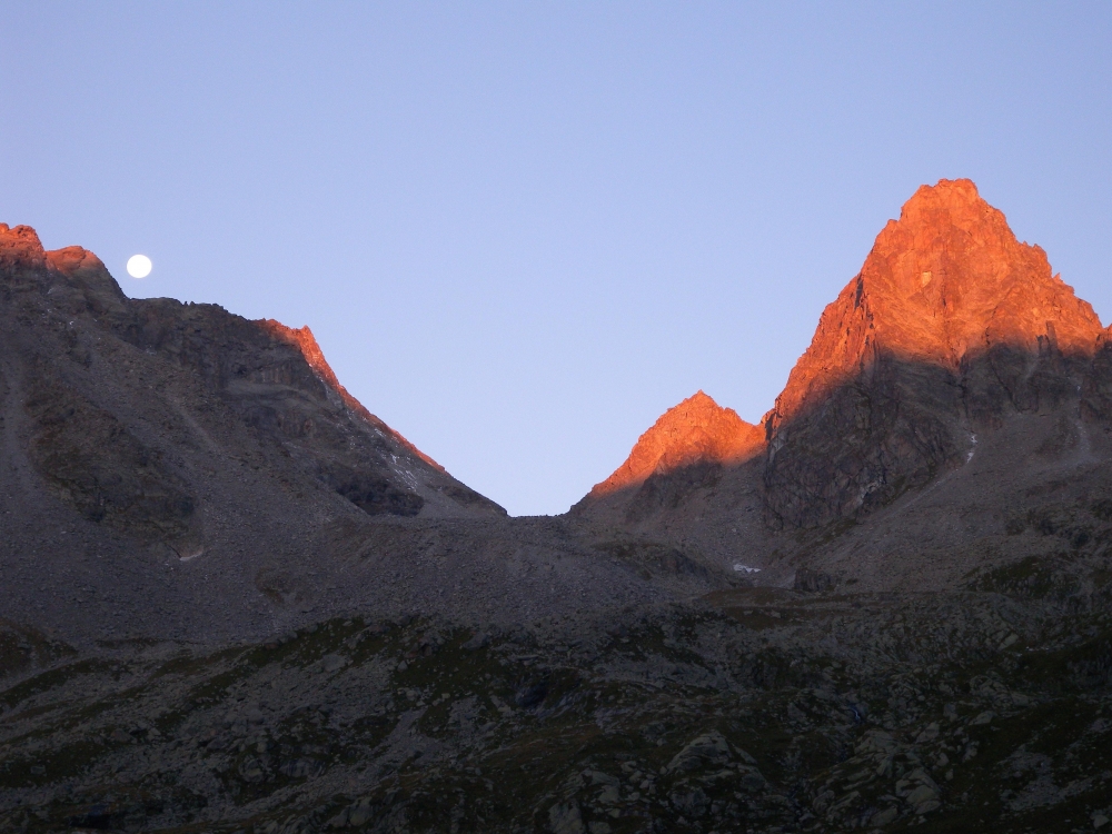 COLLE DEI BECCHI 2990 m - Rifugio Pontese